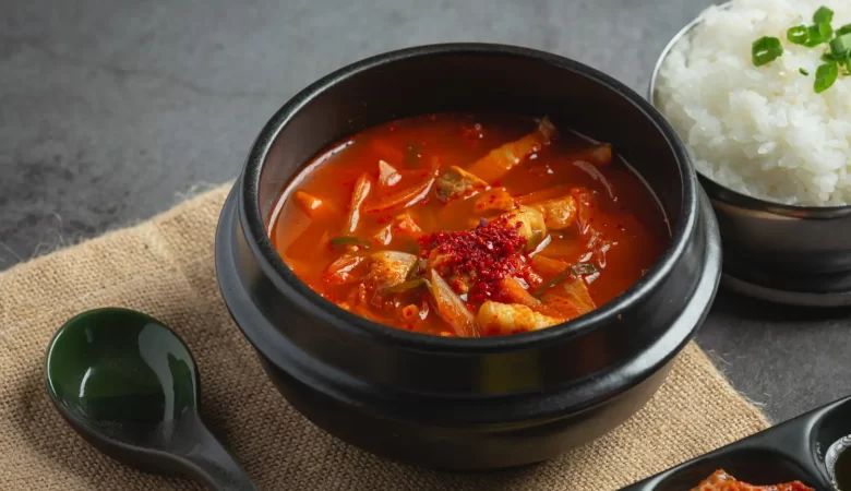 Manfaat makanan pedas bisa dirasakan kalau tidak dikonsumsi secara berlebihan